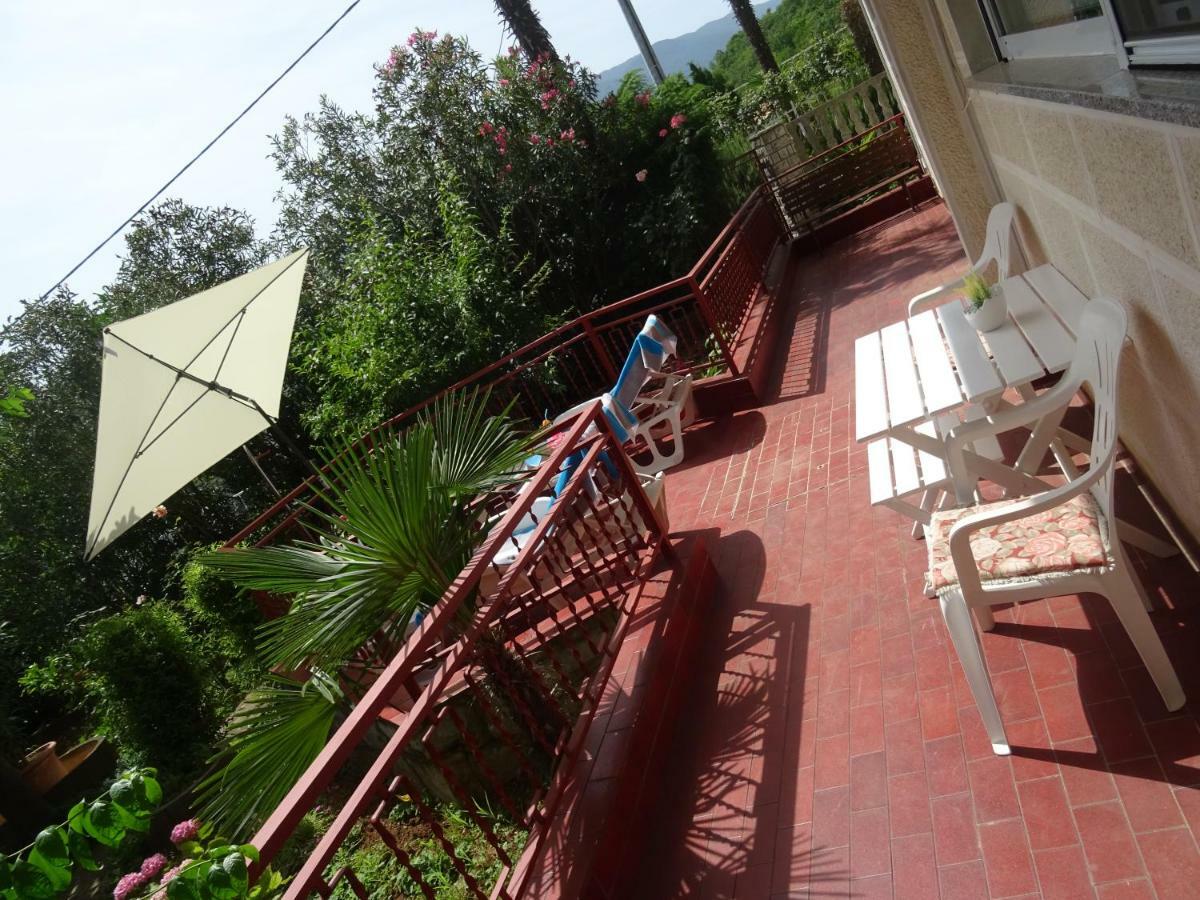 Apartman Iris S Terasom Rijeka Exterior photo