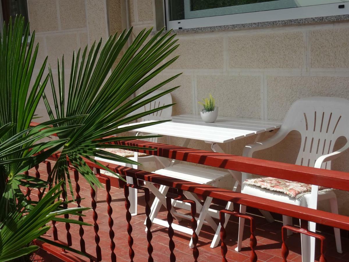Apartman Iris S Terasom Rijeka Exterior photo